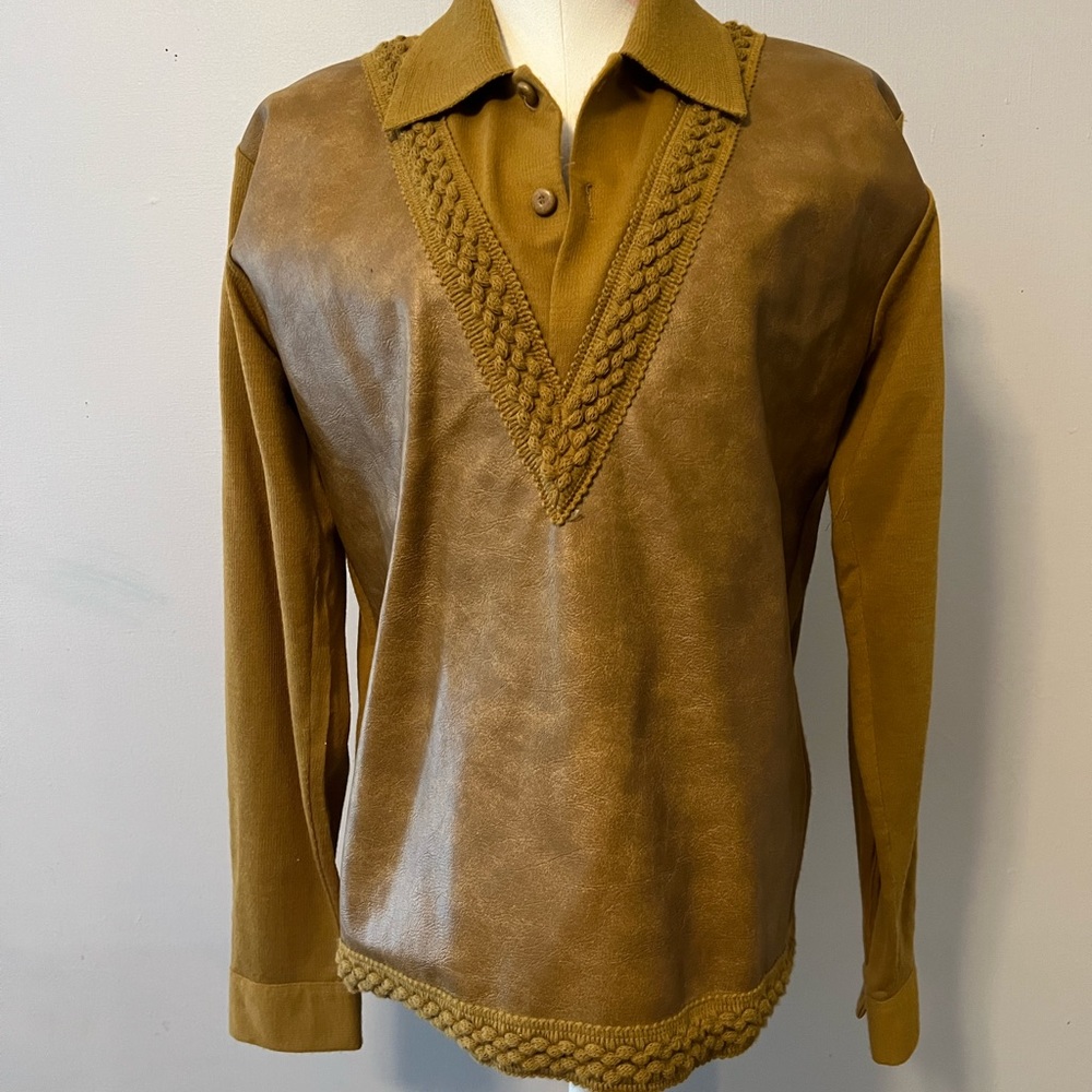 Vintage Perch Co Vinyl fronted shirt.